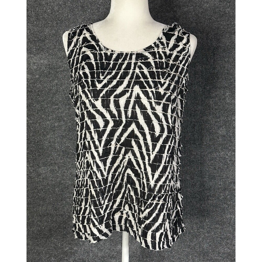 Easywear by Chicos Ruffled Scoop Neck Tank Lightweight Size 2 / Large BW4089